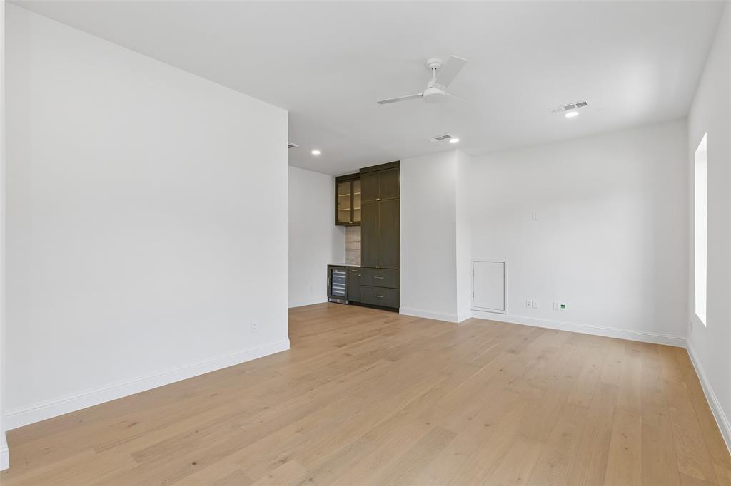 CARUTH TERRACE 6 - Residential