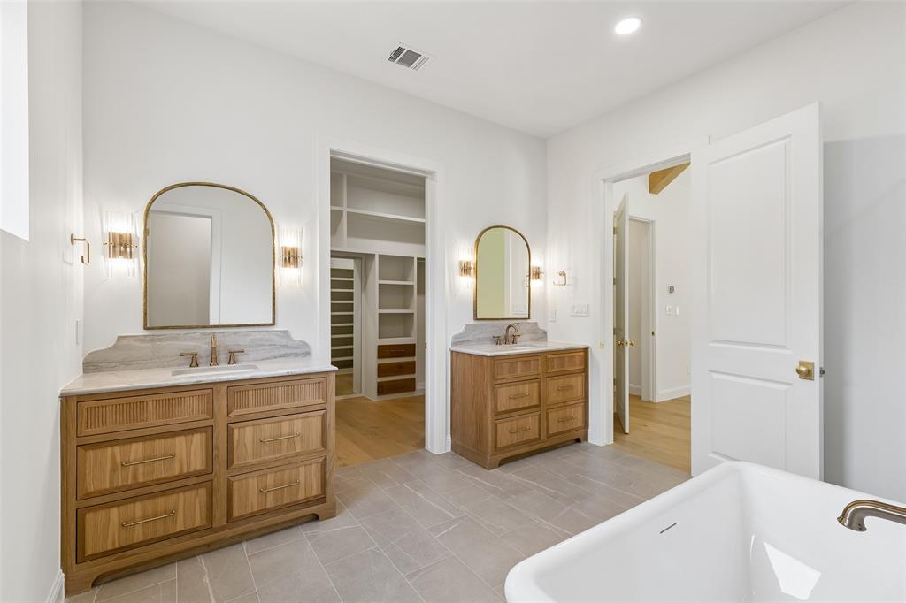 CARUTH TERRACE 6 - Residential