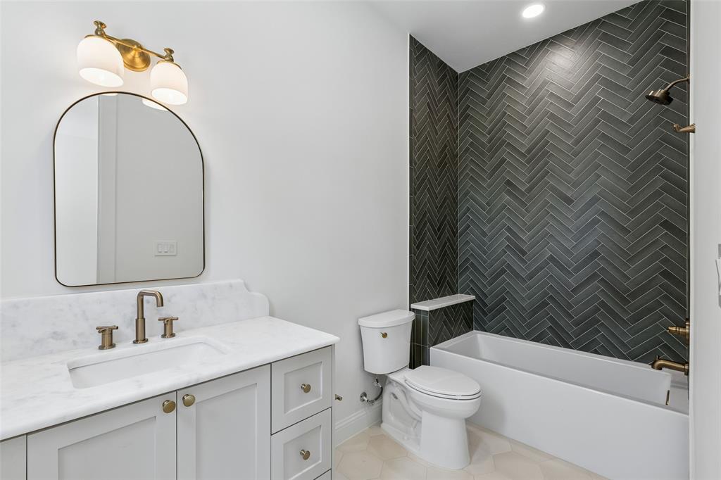CARUTH TERRACE 6 - Residential