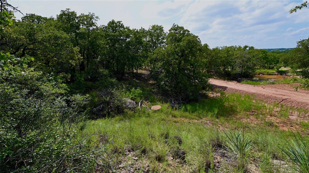 NOCONA HILLS - Land