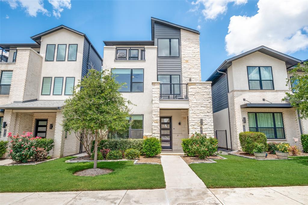Danielle At Craig Ranch, The - Residential