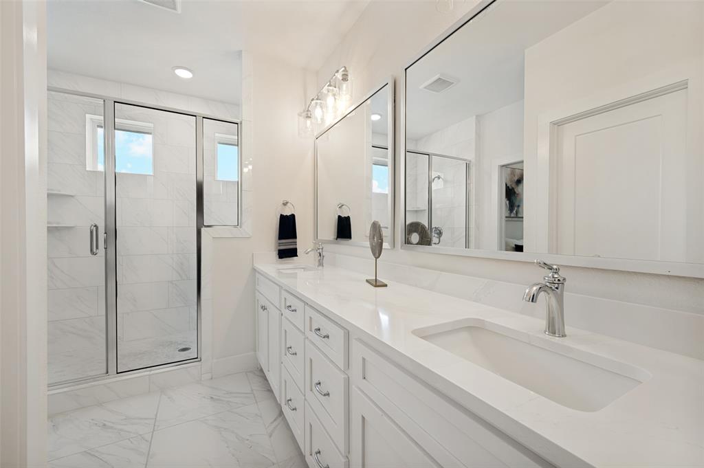 Danielle At Craig Ranch, The - Residential