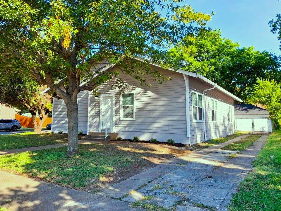Original Cleburn - Residential
