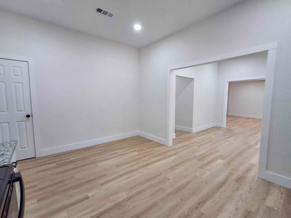 Original Cleburn - Residential