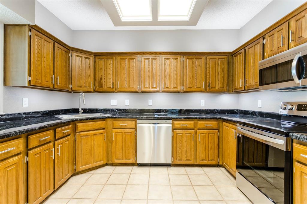 Cobblestone Townhome Community - Residential Lease