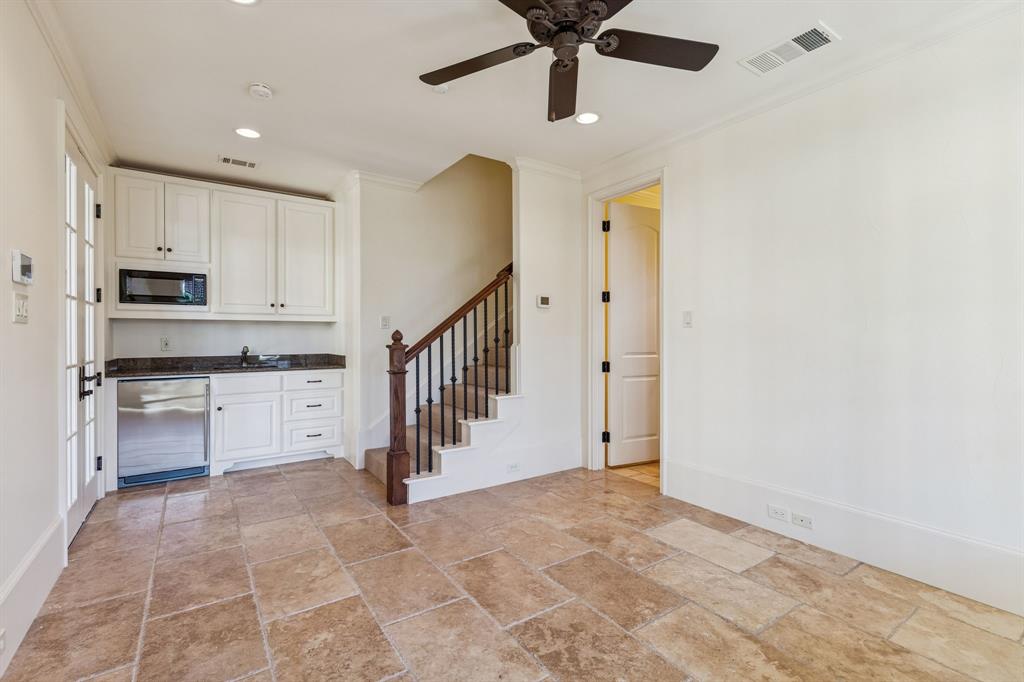 Highland Park West 01 Instl - Residential