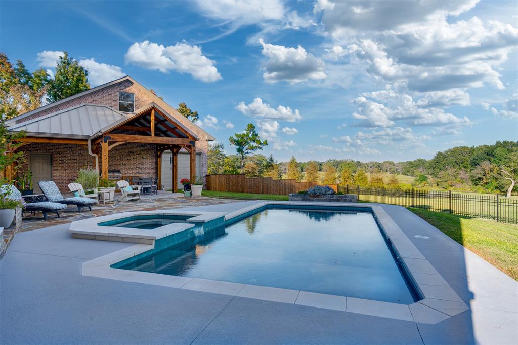 The Pointe - Residential
