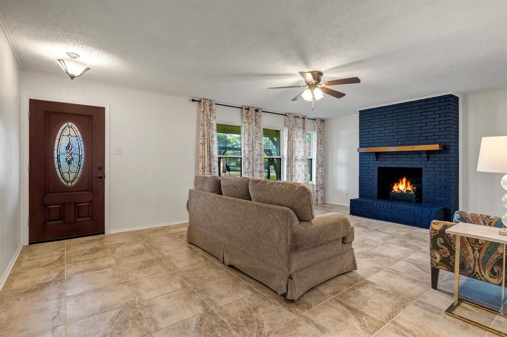 Decordova Bend Estate - Residential