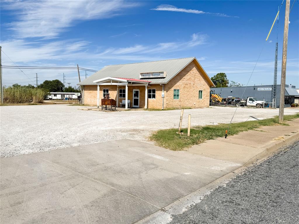 Mk&T Row - Commercial Sale