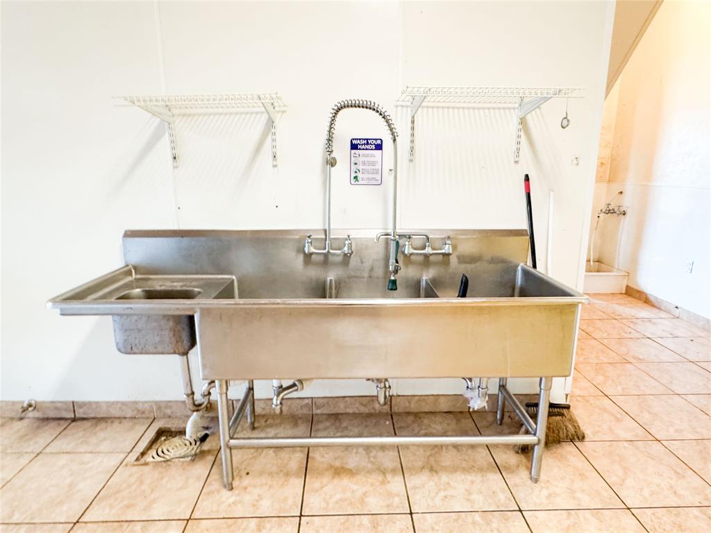 Mk&T Row - Commercial Sale
