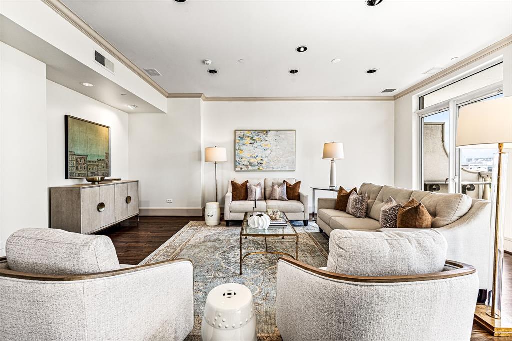 Vendome On Turtle Creek Condo - Residential