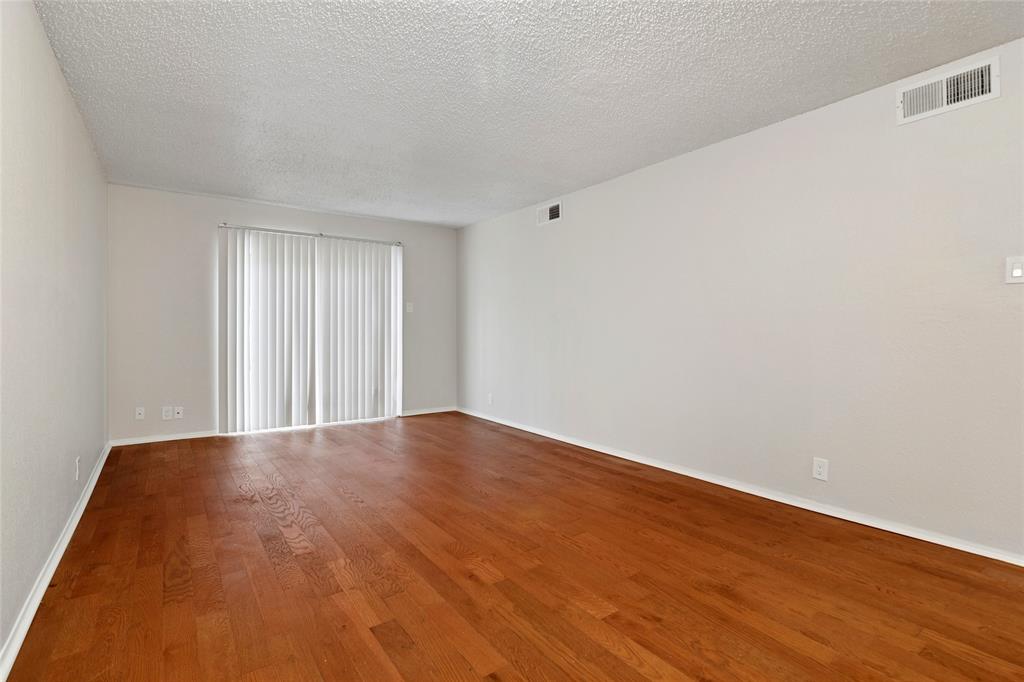 Towneoaks Terrace Condo - Residential