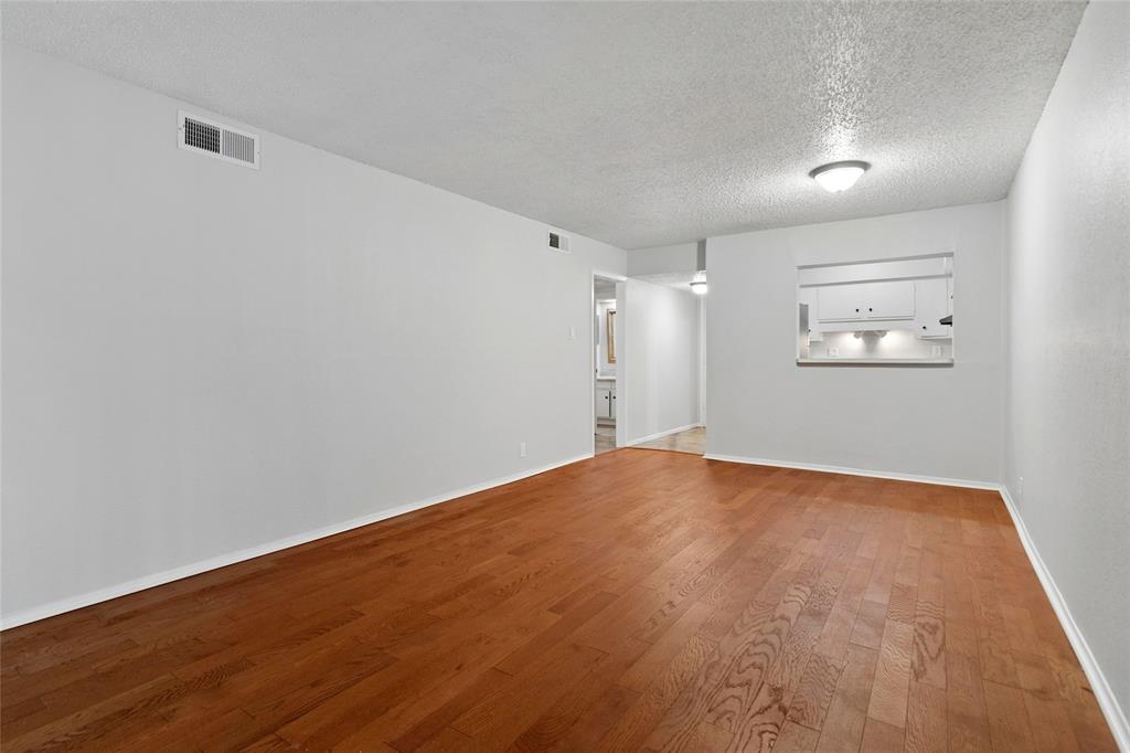 Towneoaks Terrace Condo - Residential