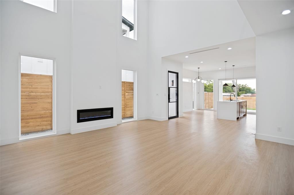MRS ALLIE HUFFMANS REPLAT - Residential