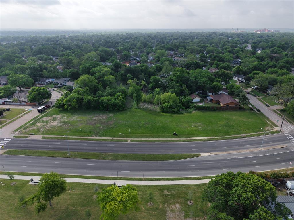 Prime 1-Acre Development Opportunity – South Dallas

Motivated seller! Exceptional opportunity to acquire approximately 1 acre of land at 2004 E Kiest Blvd, Dallas, TX 75216, located in a rapidly regenerating South Dallas corridor. The property is zoned MF-2(A) Multifamily, making it ideal for multifamily residential development, townhomes, or a small apartment project.

Positioned along E. Kiest Blvd, a major east-west thoroughfare, the site offers excellent accessibility and visibility with convenient connections to I-35E, I-45, and downtown Dallas. The surrounding area is experiencing significant revitalization and new residential development, creating strong demand for quality housing.

Key Highlights:

±1 Acre lot

MF-2(A) Multifamily zoning

Ideal for multifamily, duplexes, or townhome development

Located in a high-growth, regenerating South Dallas market

Easy access to major highways and downtown Dallas

Motivated seller – priced to sell

This is a rare opportunity for builders and investors to secure a sizeable multifamily-zoned parcel in one of Dallas’ fastest-improving neighborhoods with strong long-term upside.

For additional details or to schedule a site visit, please inquire today.