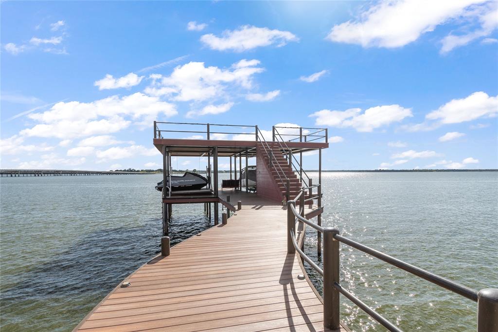 Loon Bay - Residential