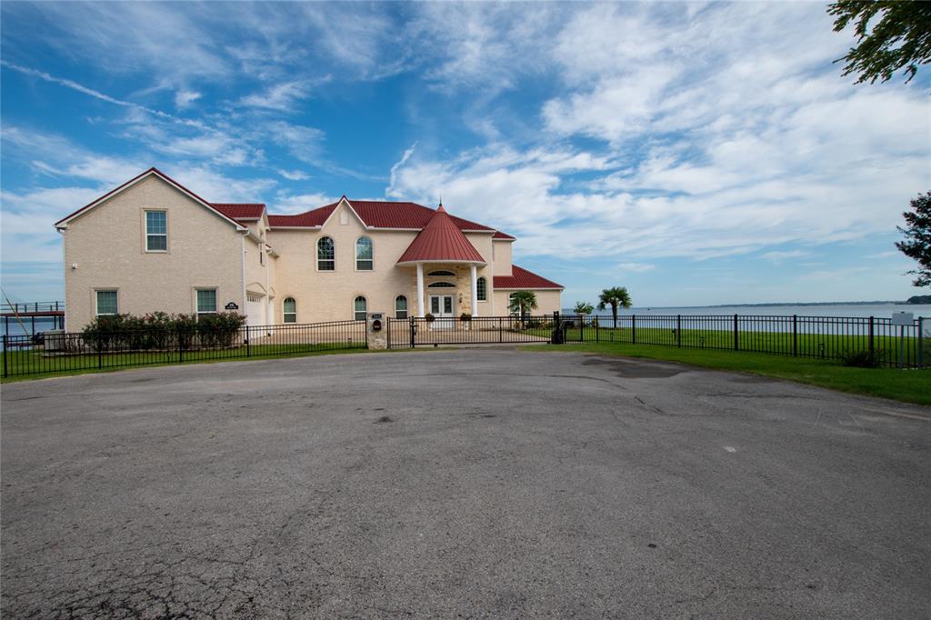 Loon Bay - Residential