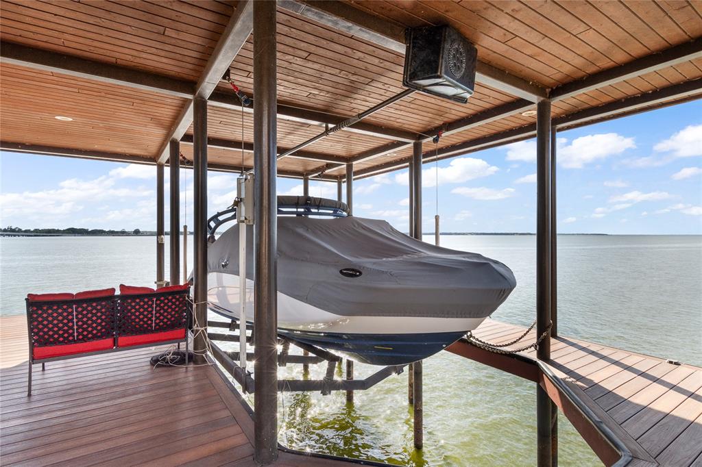 Loon Bay - Residential