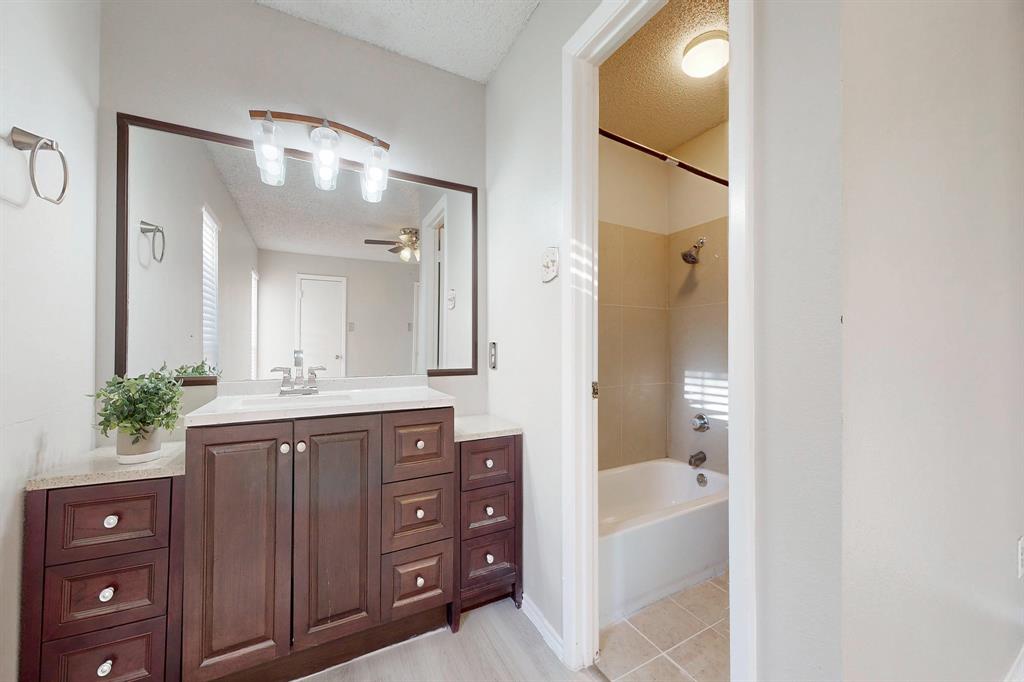 Creekbend Condo Ph 01-06 - Residential