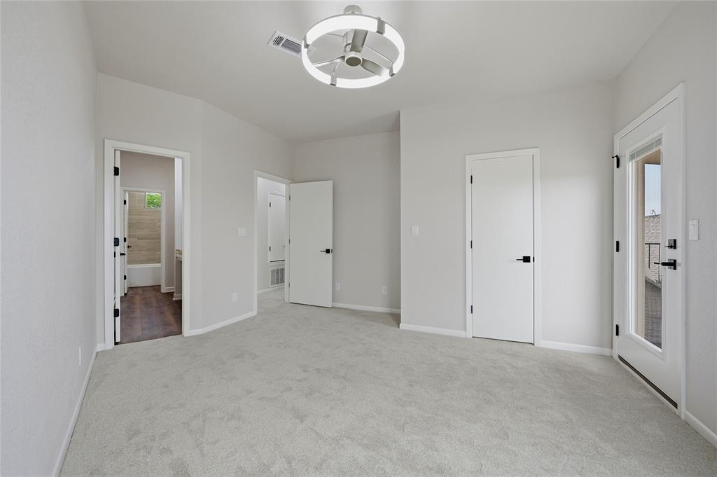 Tanglewood on the green - Residential
