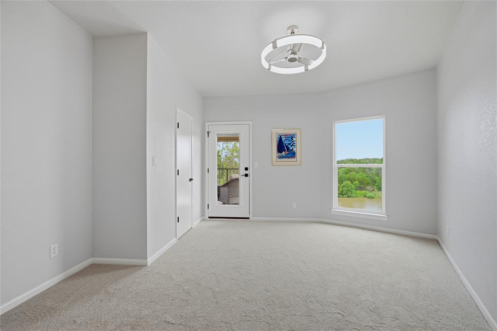 Tanglewood on the green - Residential
