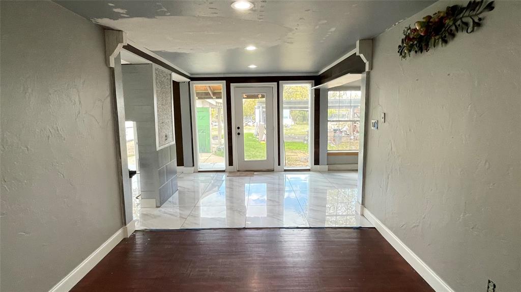Ea Cross Surv Abs #281 - Residential
