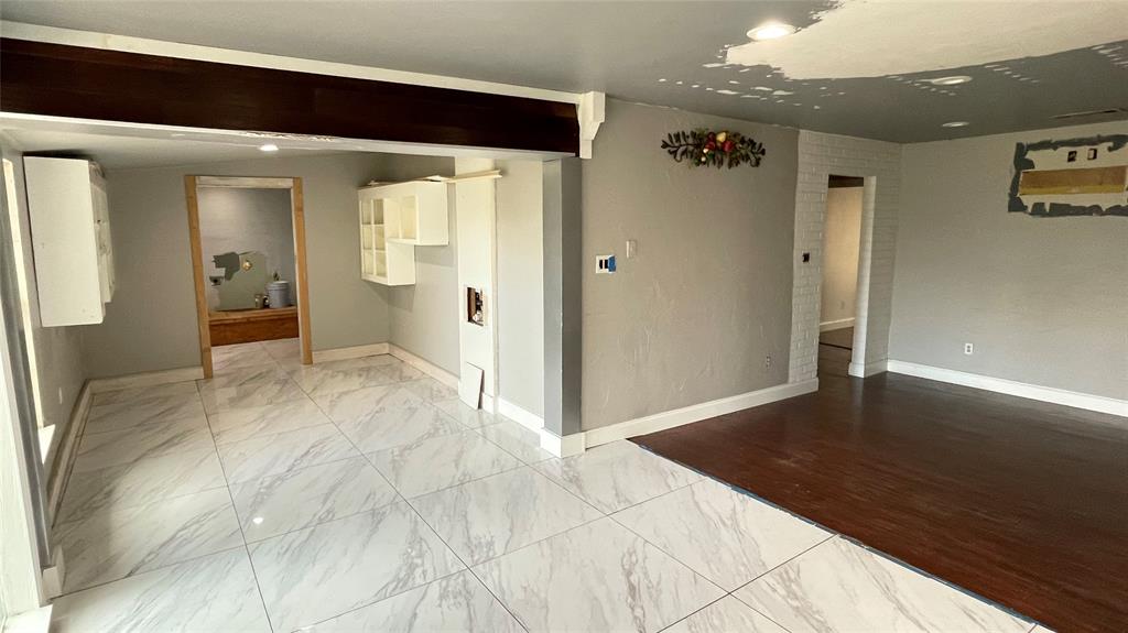 Ea Cross Surv Abs #281 - Residential