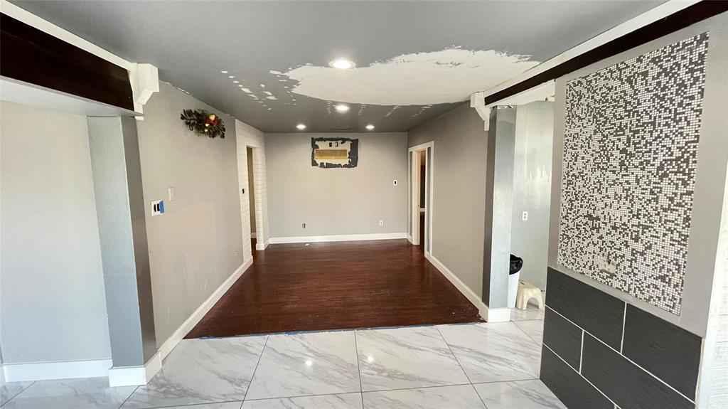 Ea Cross Surv Abs #281 - Residential