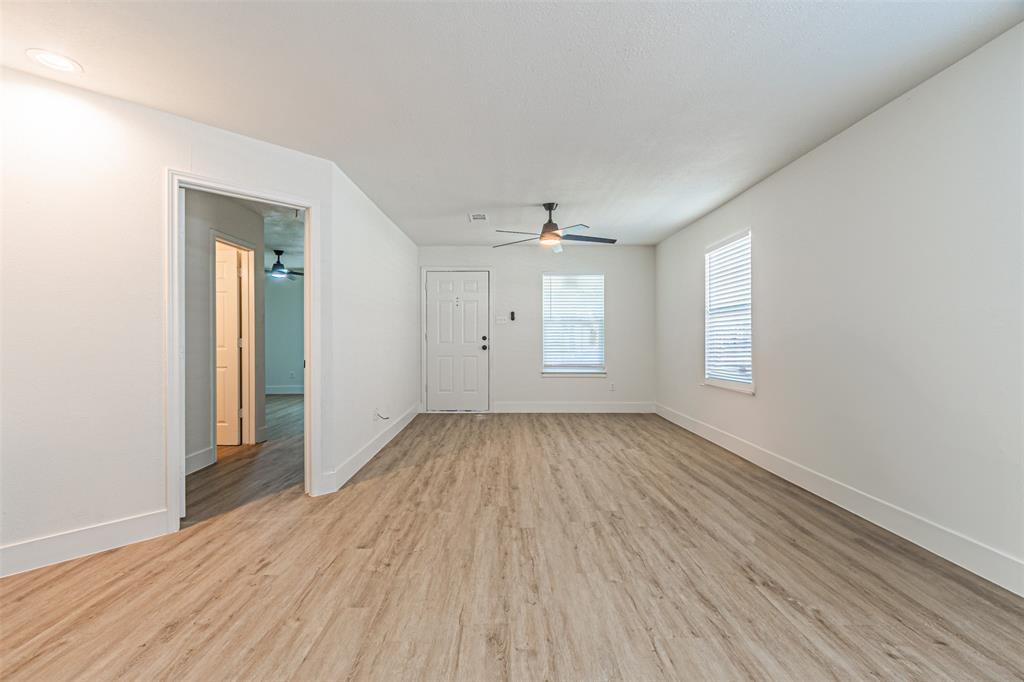 Joe A 02 Irvin - Residential