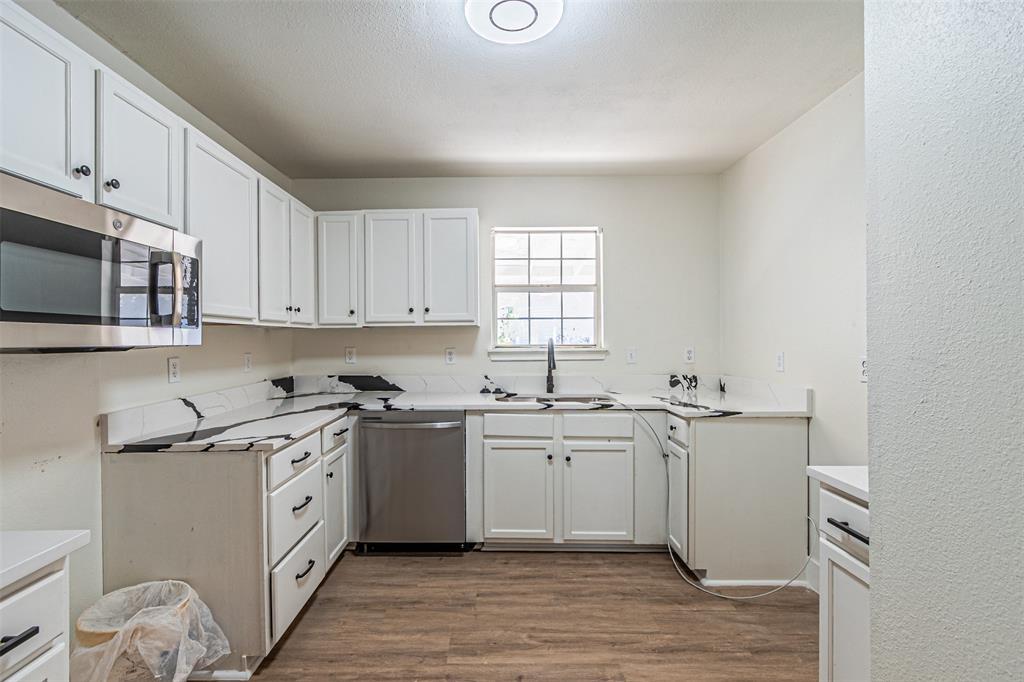 Joe A 02 Irvin - Residential