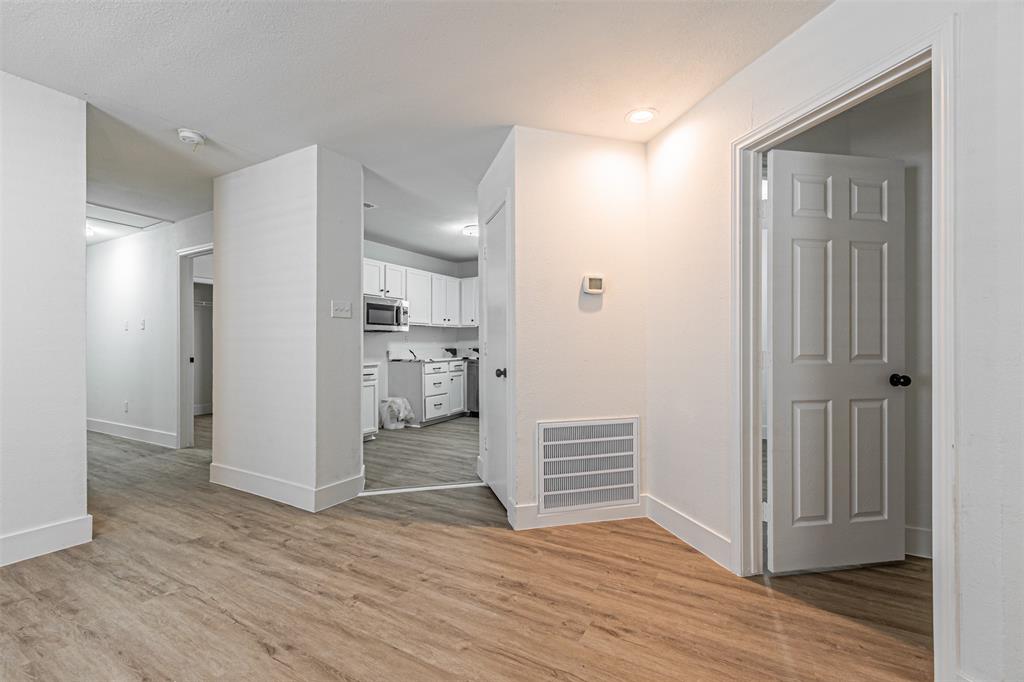 Joe A 02 Irvin - Residential