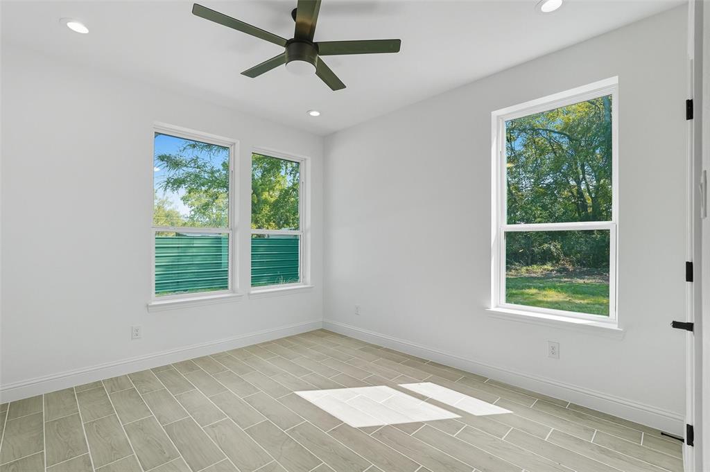 Sulphur Spring - Residential