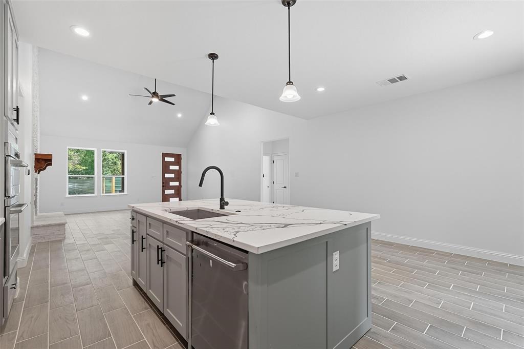 Sulphur Spring - Residential