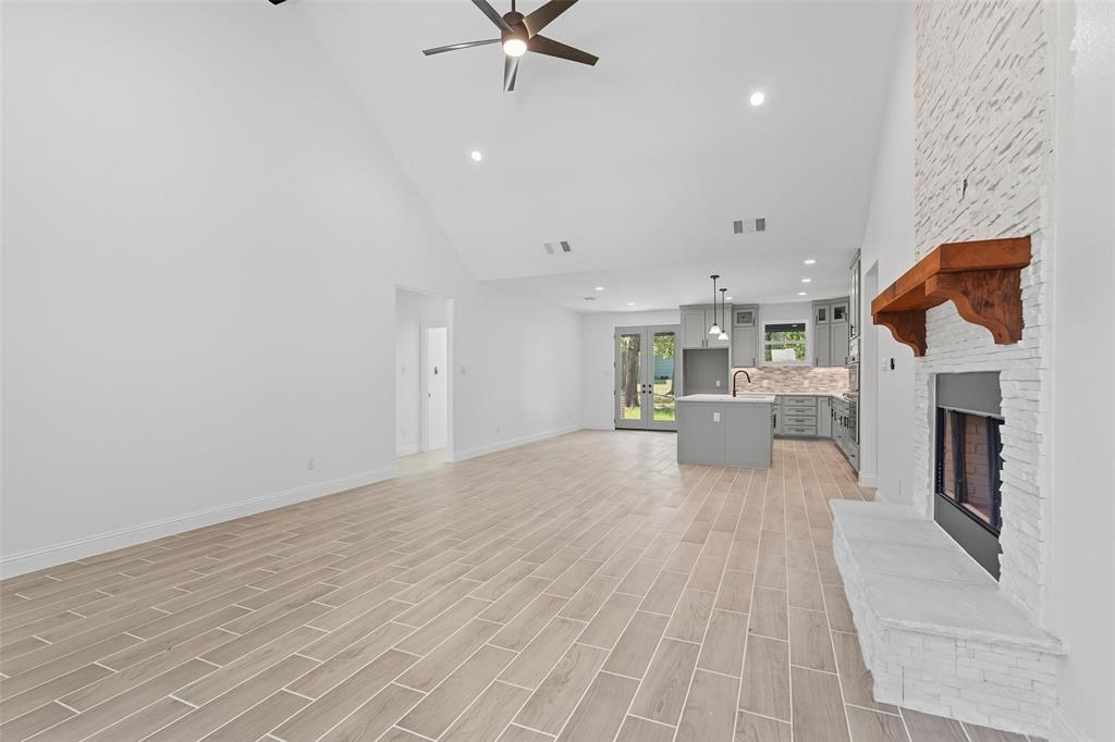 Sulphur Spring - Residential