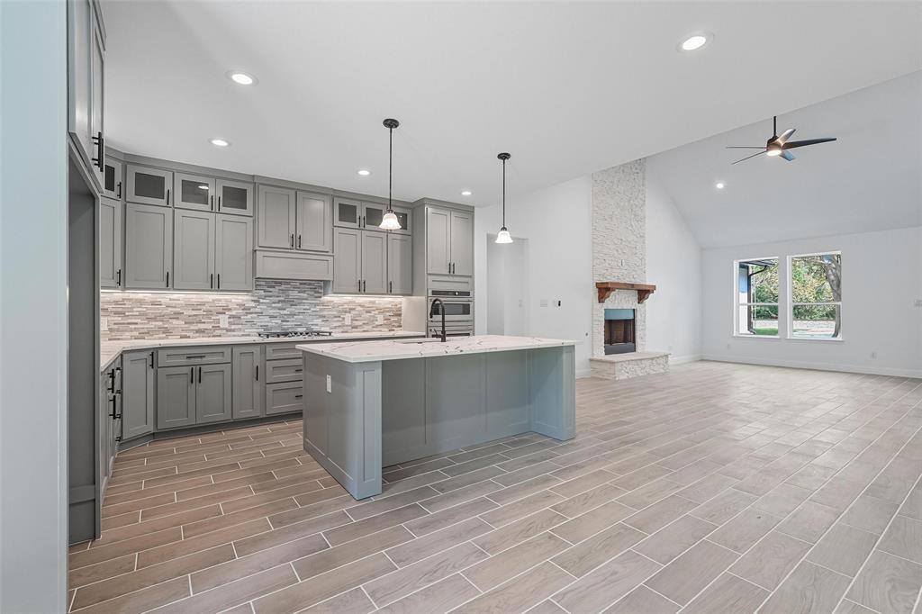 Sulphur Spring - Residential