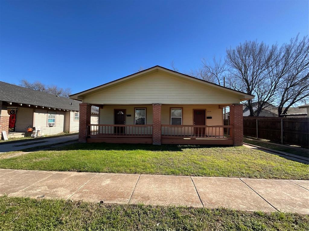 LOOKING FOR A LOW CASH FLOWING INVESTMENT PROPERTY. LOOK NO FURTHER. Low price point Duplex in good condition in a quiet South Fort Worth residential neighborhood near TCU and the Near Southside. With upgrades and improvements should be able to get closer to market rents and cash flow more. Property offers a 2-bed 1-bath unit currently leased at $1,195 per month start June 1 2026 end June 25th 2027 and a 1-bed 1-bath unit leased at $1050 start May 20 2026 end June 19th 2027. Both units feature vinyl plank flooring, appliances, ceiling fans, front and back porches, and large private backyards. Major paid upgrades include roof replacement, updated siding, and new heat & air window units (property does not have central heat and air). Convenient access to I-35W, Hemphill St, and Rosedale St, provides quick commutes to Downtown Fort Worth, the Medical District, and Cultural District. Nearby attractions include Trinity Park, Fort Worth Zoo, and the Fort Worth Botanic Garden. Shopping and dining options are close by along Magnolia Avenue, South Main Street, University Park Village, and Clearfork. Ideal opportunity for investors or owner-occupants seeking immediate income with upside. Utilities Metered to reduce landlord expenses. Buyer and Buyer agent to verify all information.
