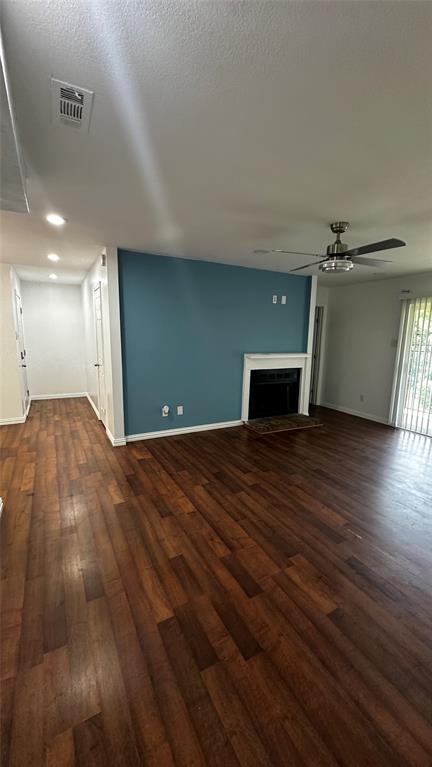 Oakhollow Condo - Residential