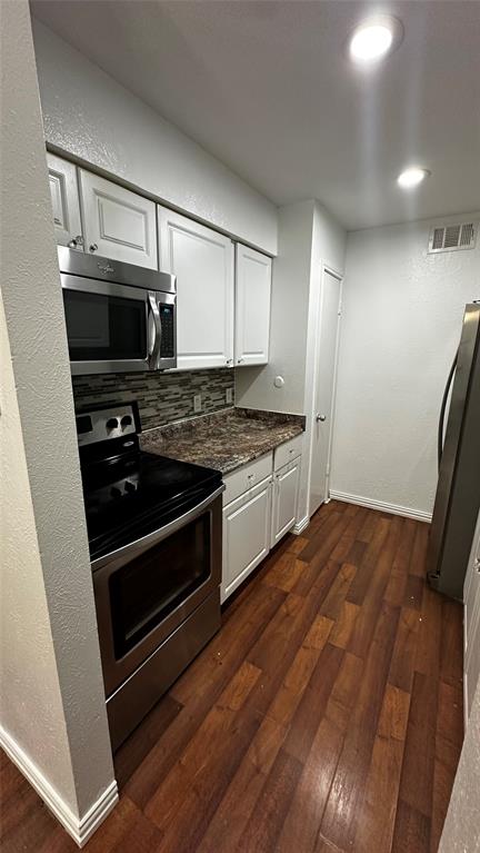 Oakhollow Condo - Residential