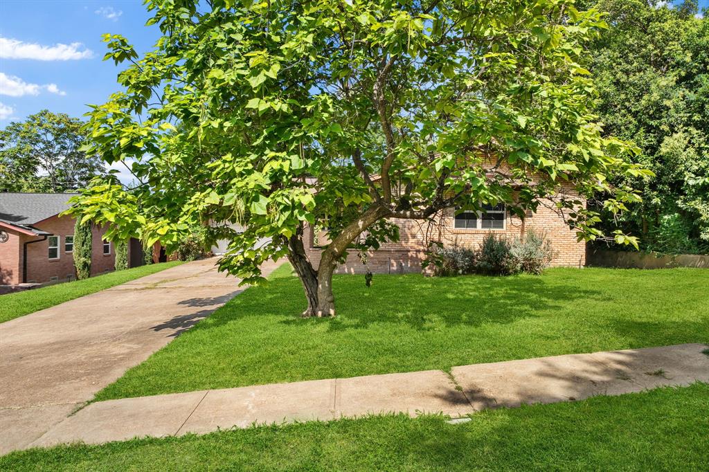 Singing Hills - Residential
