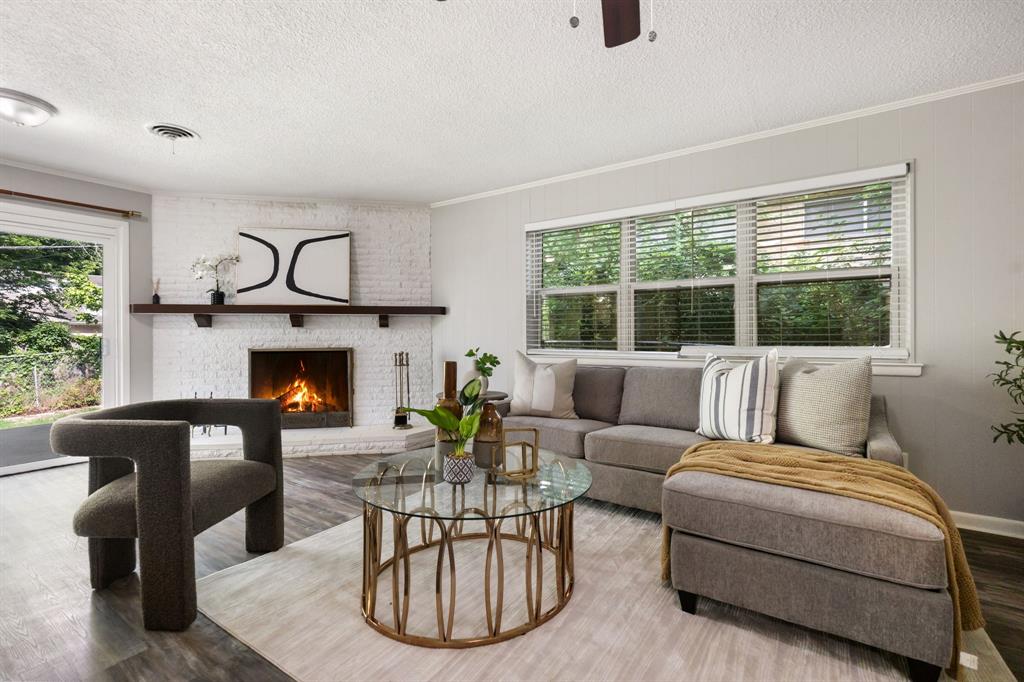 Singing Hills - Residential