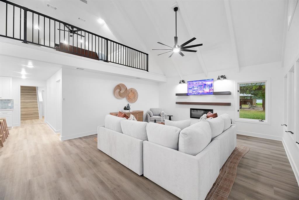 Peninsula - Residential