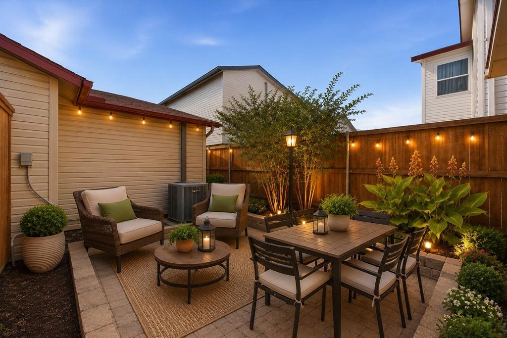 Two Worlds Broadway Add Rep - Residential