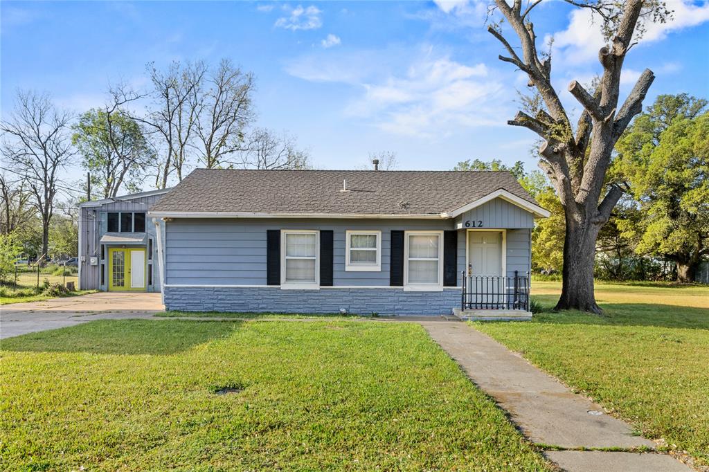 Discover a unique opportunity in Teague featuring two separate dwellings on one property—ideal for multi-generational living, rental income potential, guests, or flexible everyday living.

The main home offers comfortable living space, while the secondary dwelling includes its own kitchen, living area, bedroom, bath, and loft space for storage or added functionality. Whether you’re looking for an investment opportunity, private guest quarters, home office setup, or space for extended family, this property offers versatility that’s hard to find.

Conveniently located inside city limits with easy access to local amenities, this property delivers flexibility, functionality, and long-term potential all in one.