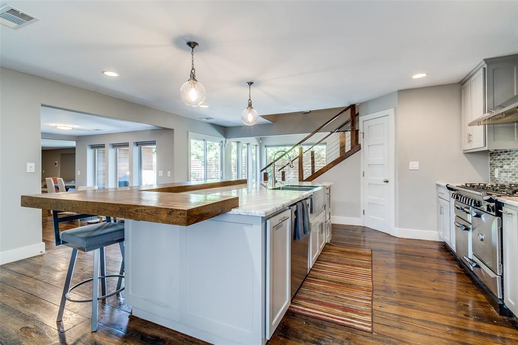 Oak Lawn Heights - Residential