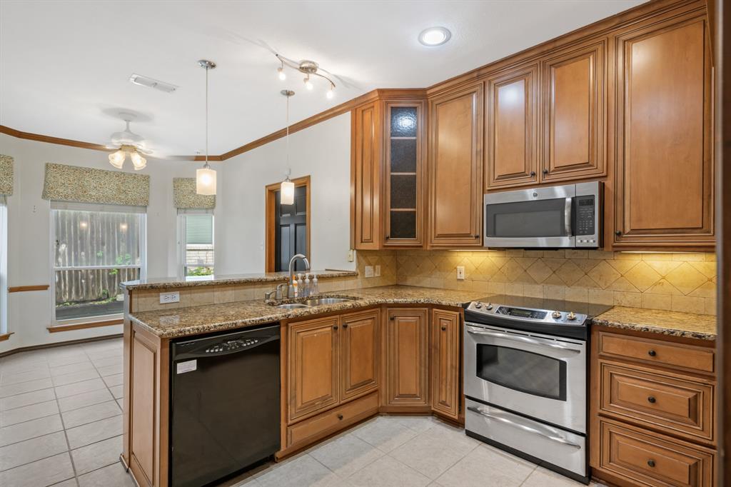Tiverton Place - Residential