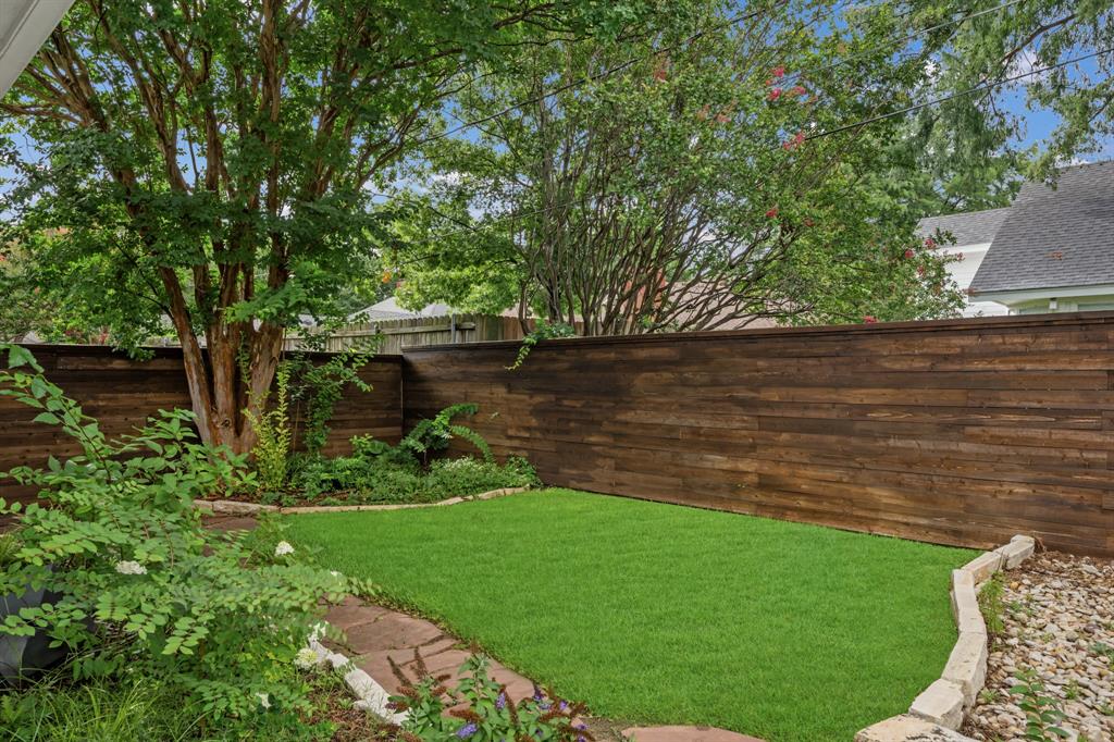 Tiverton Place - Residential