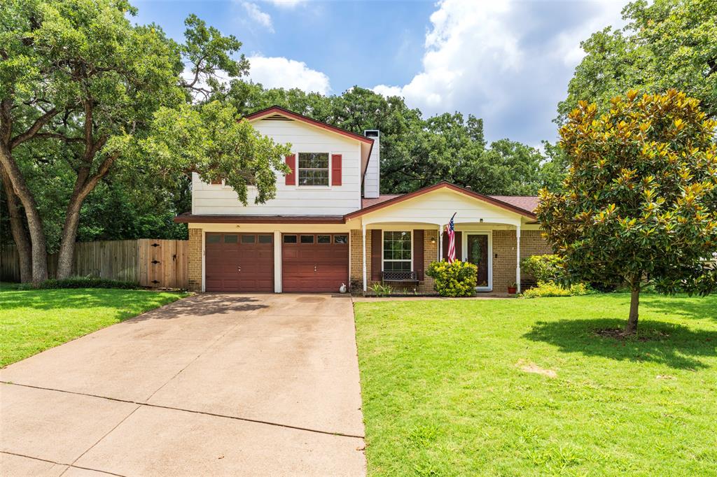 4 bedroom home in Woodland West with a diving pool! The kitchen has granite tile countertops and stainless steel appliances, including a gas cooktop and refrigerator. The living room has a gas log fireplace. All bedrooms are downstairs, and there is a large game room upstairs with a walk-in closet.  The master bathroom has been updated. Located on a corner lot, and quick possession is available. Duff, Bailey, and Arlington High School District. Popular neighborhood offers convenient access to parks, shopping, dining, and major highways. Minutes from AT&T Stadium and Globe Life Field