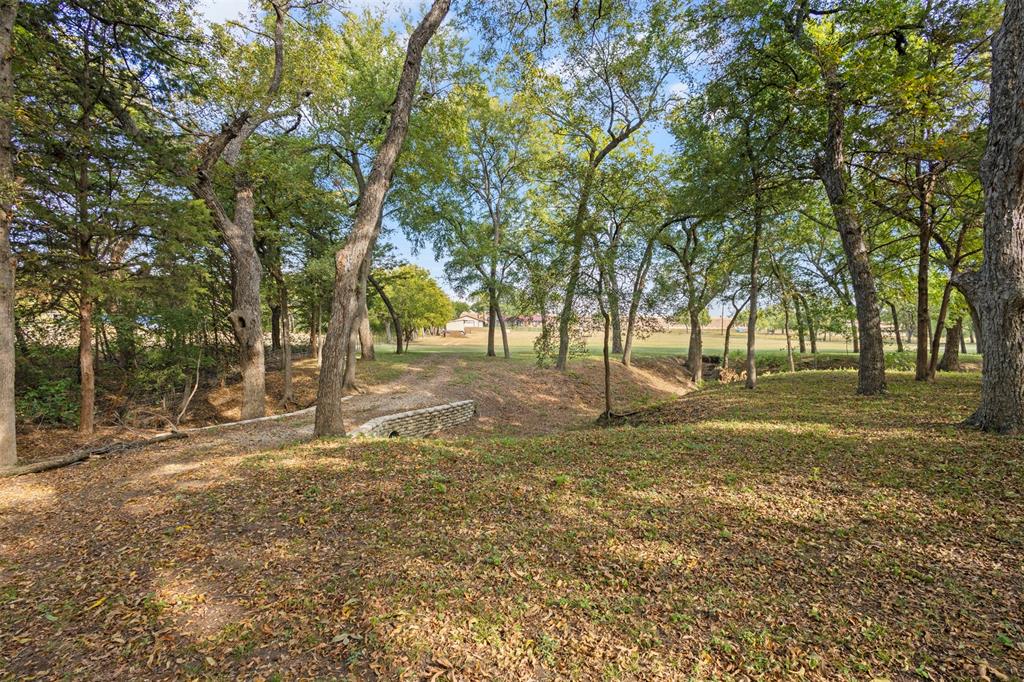 STEPHEN B MCCOMMAS ABST 888 P 411 TR 35 ACS 5.9635 - Commercial Sale