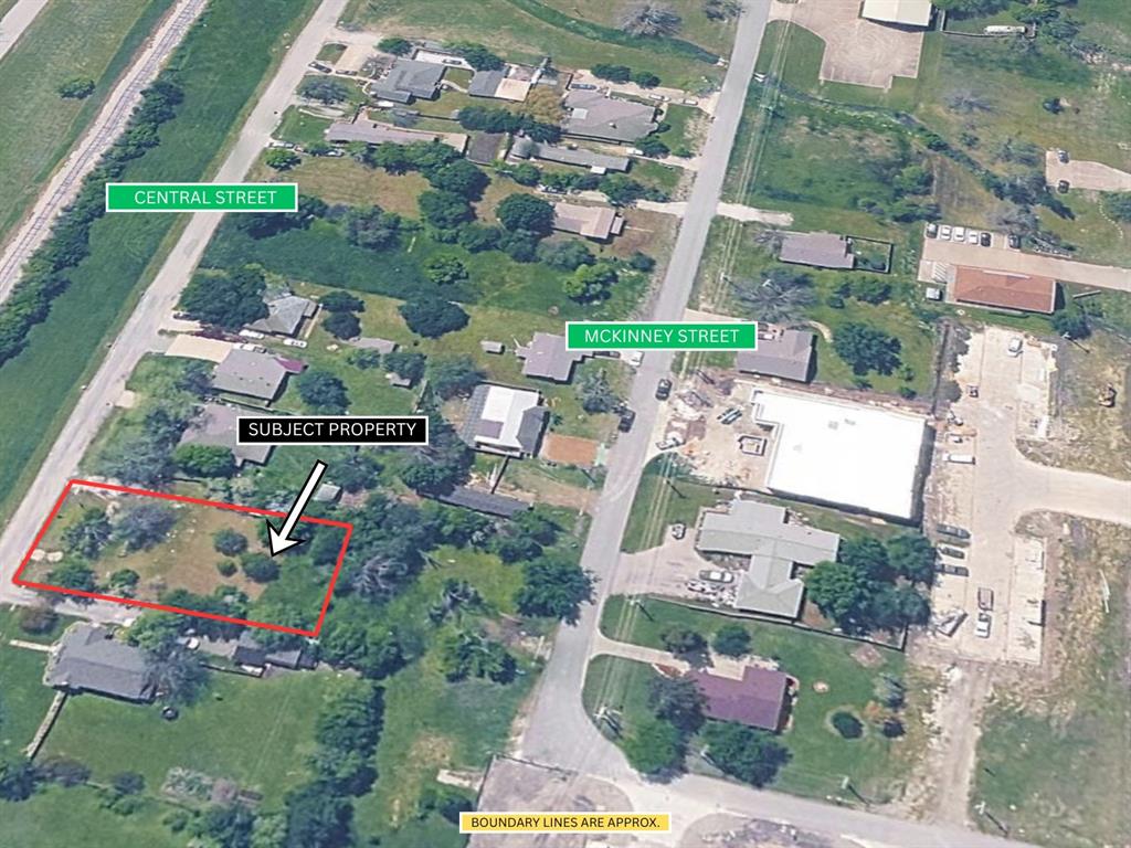 Prime investment opportunity in the heart of downtown Melissa! Located at 3201 Central Street, this property sits on an oversized lot just under half an acre, offering rare space and flexibility in a rapidly growing area.
Positioned within the downtown corridor, this property presents strong redevelopment potential—ideal for investors, builders, or those looking to capitalize on Melissa’s continued expansion. The near half-acre lot size provides multiple possibilities for future use, making it a standout opportunity in this location.
A valuable feature of the property is the active water well, offering potential utility savings and added functionality for future development or improvements.
Surrounded by ongoing growth, new construction, and increasing demand, this property is strategically located with convenient access to major thoroughfares while maintaining a highly desirable central location.
Opportunities like this—nearly half an acre, downtown location, and long-term upside—are becoming increasingly limited in Melissa. Don’t miss your chance to invest in one of North Texas’ fastest-growing markets.
