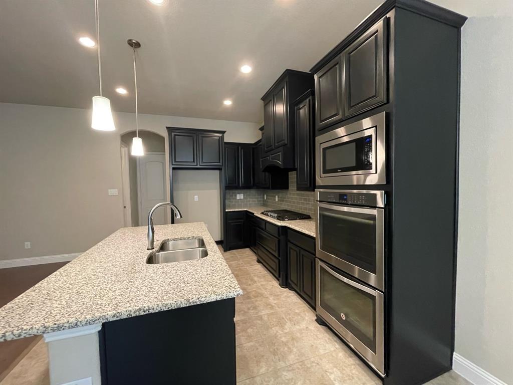 Twin Hills - Residential Lease